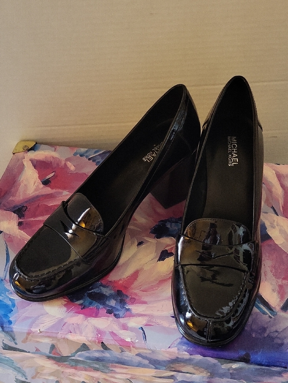 Michael Kors Buchanam Black Patent Leather Penny Loafers Woman's Size 8M EUC